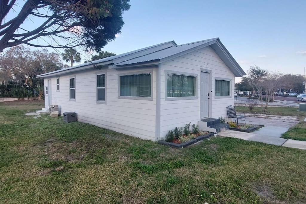 Bungalow Overlooking Lake Dora! Tavares Bagian luar foto